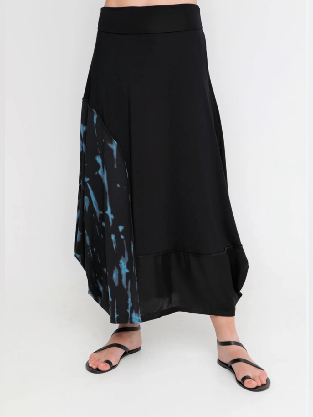 NWT Ozai N Ku Storm Maxi Skirt Black/Turquoise size Small